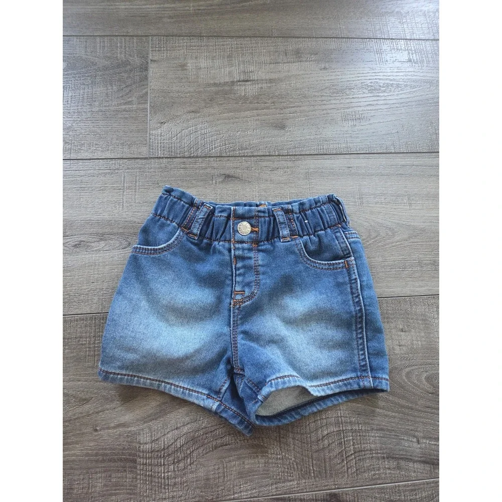 Baby gap‎ shorts 12-18 mos
